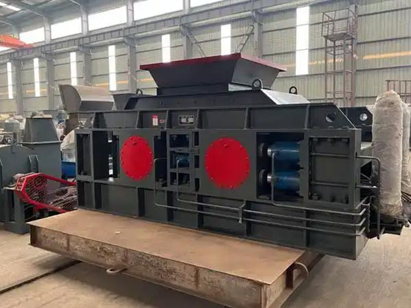 Roller crusher for sand making Roller crusher for sand making